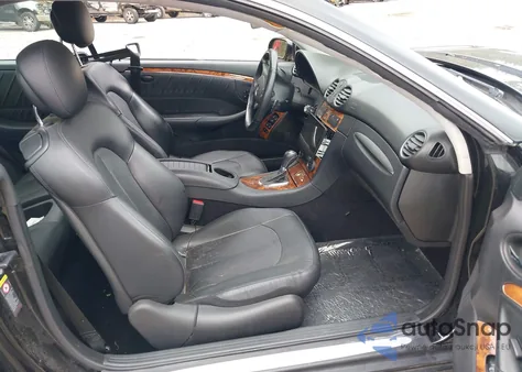 2007 Mercedes-Benz Clk 550 from USA, damaged, VIN WDBTJ72H07F209878